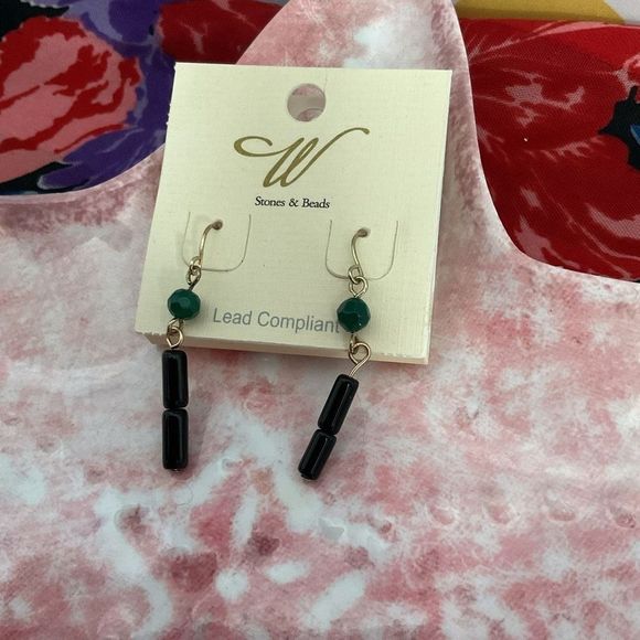 NWT “W” Stones & Beads Pierced Wire Earrings 🌷🍃 - Picture 1 of 8